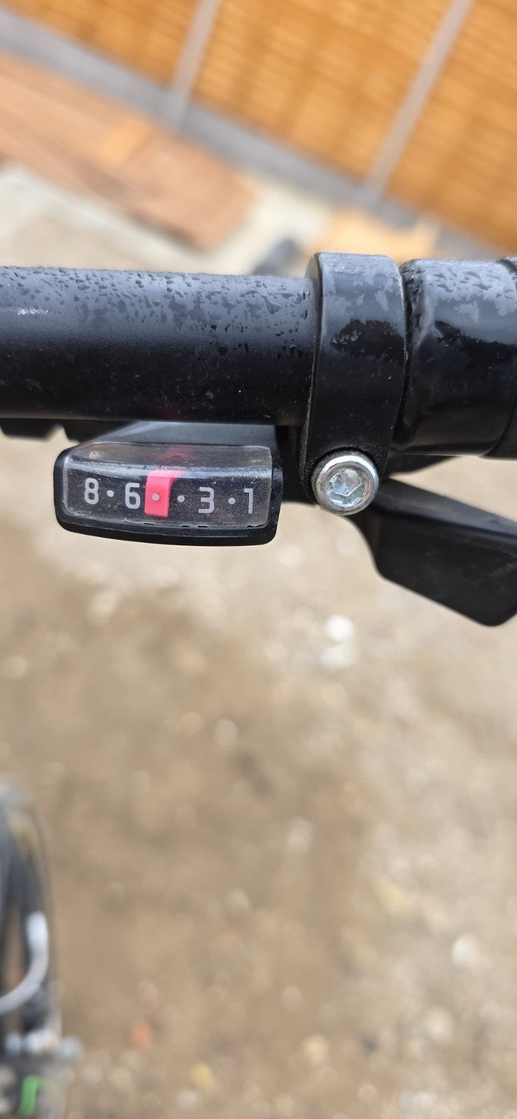 Dahon Vitesse Alloy D8 folding commuter bike, Obsidian black,  superb Condition