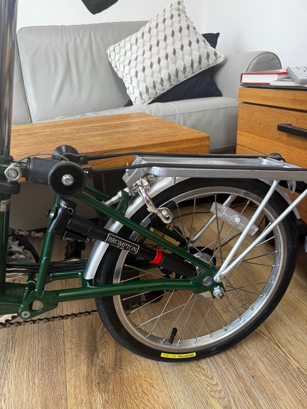 Classic 6-Speed Brompton Folding Bicycle A - Racing Green - MINT