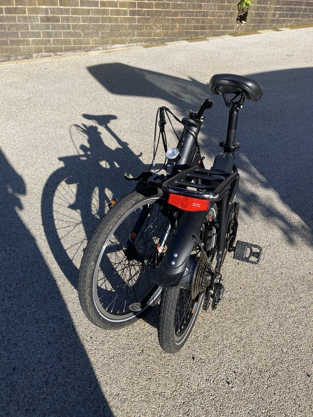 Raleigh Stow-E-Way 20" Folding Bike Black With Cycl Indicator Lights