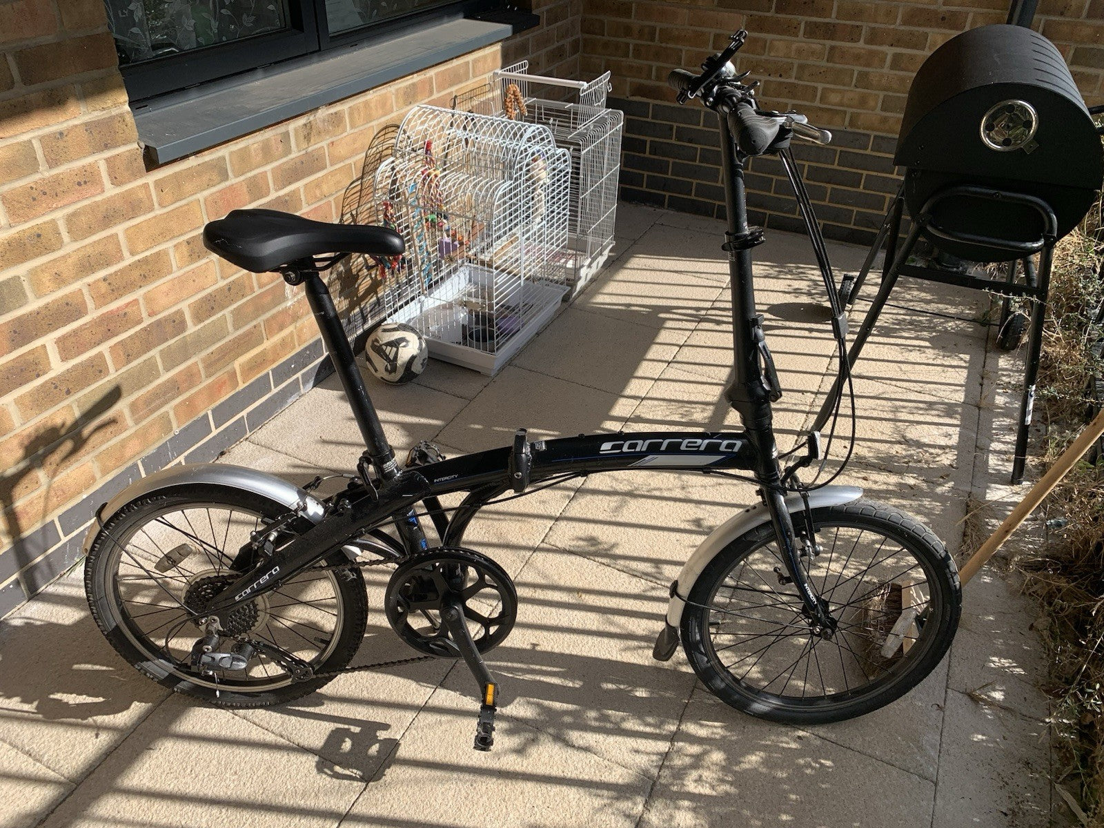 Carrera Intercity 20in Folding Bike Black/Silver Mudguards Kickstand Reflectors