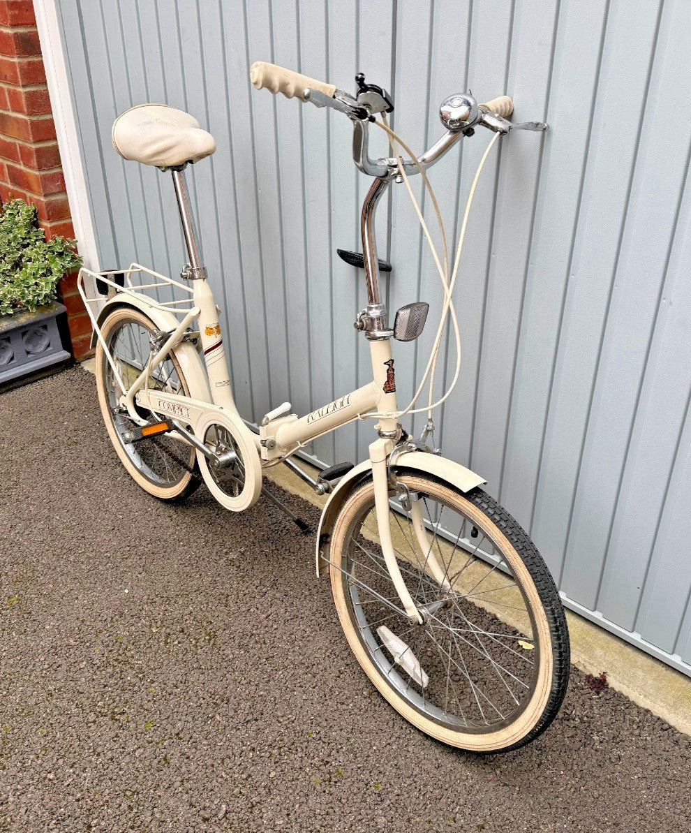 Vintage 1986 Unisex Adults Men's Women's White Raleigh Compact Folding Bike