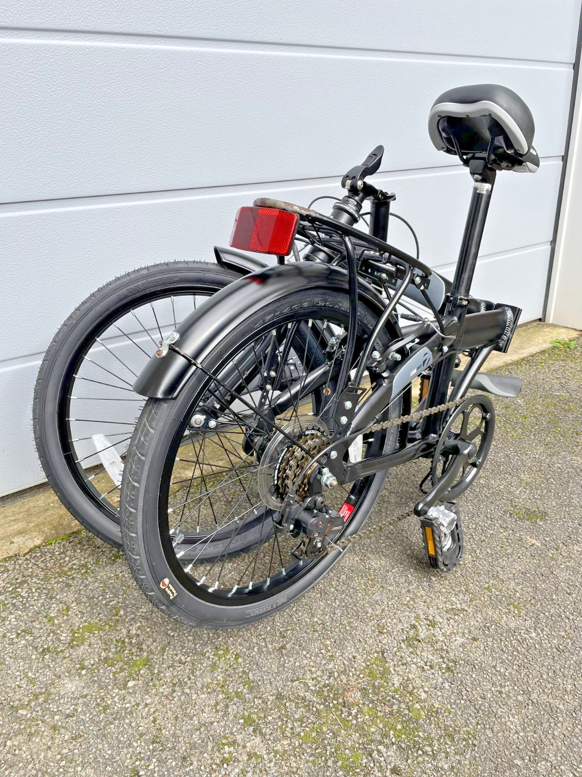 Raleigh  foldaway 7 Folding Bike,  20" Wheels, 7 Speed with Revo Grip