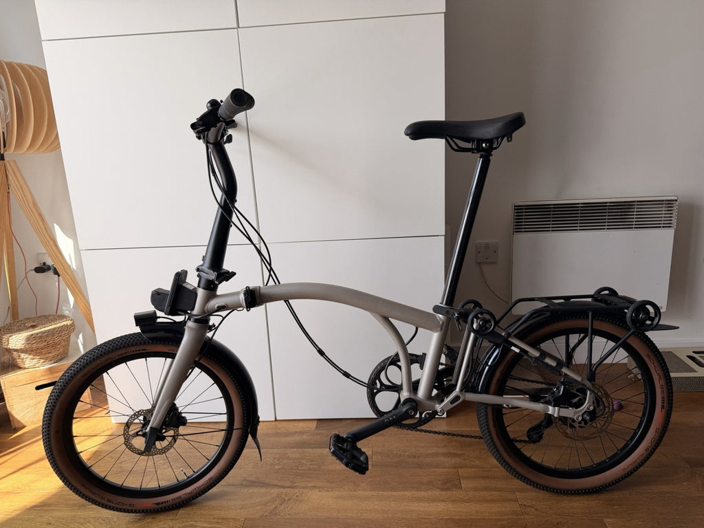 Brompton elctrc G Line, trail dust white, 4 speed, Medium, pristine condition