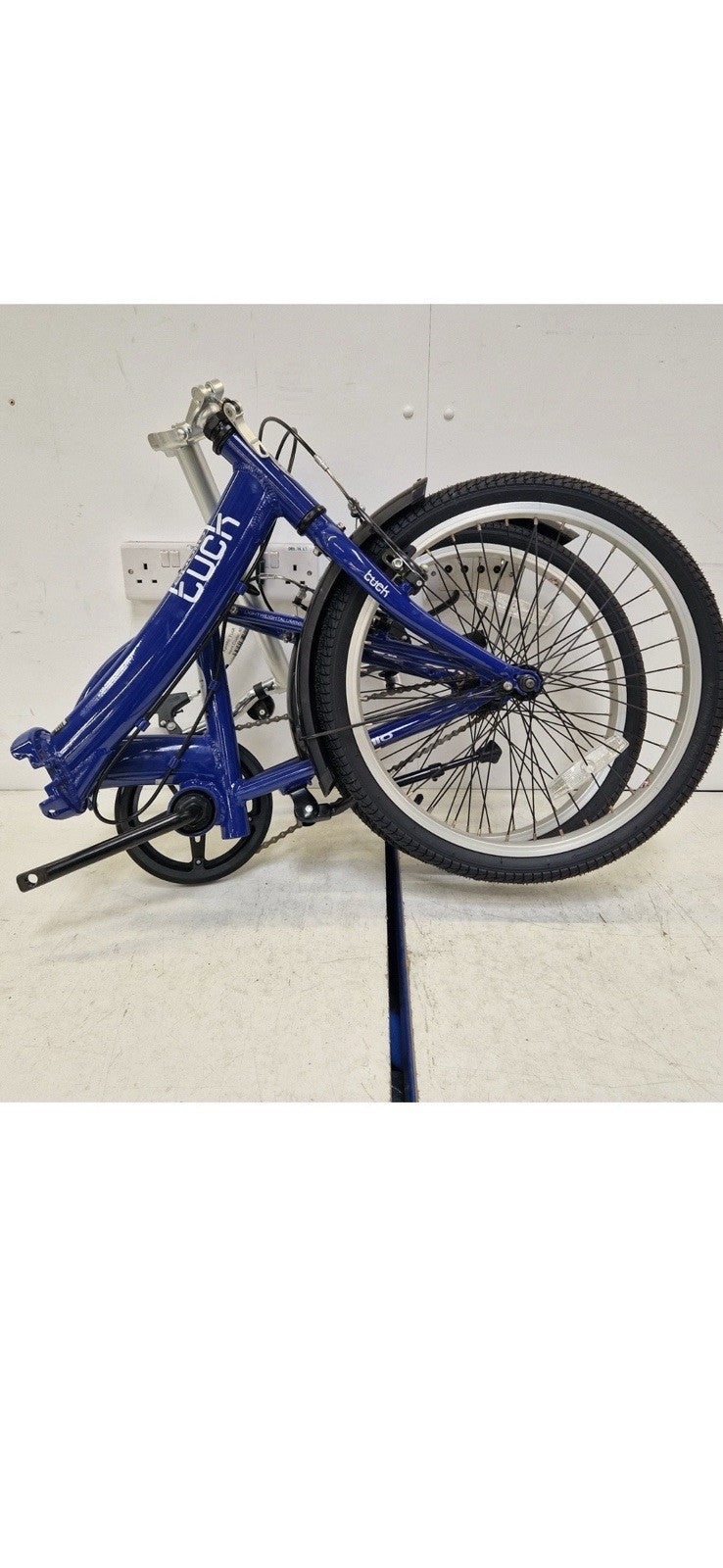 Apollo Luck 20in Folding Bike Blue 1 Speed V-Brakes Mudguards