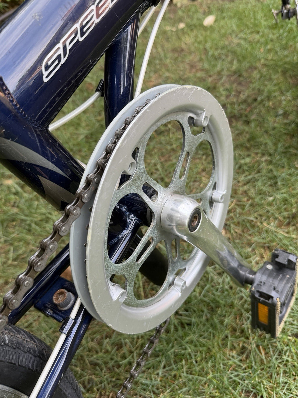 Dahon Speed D7 Folding Bike 7-Speed SRAM Grip Shift
