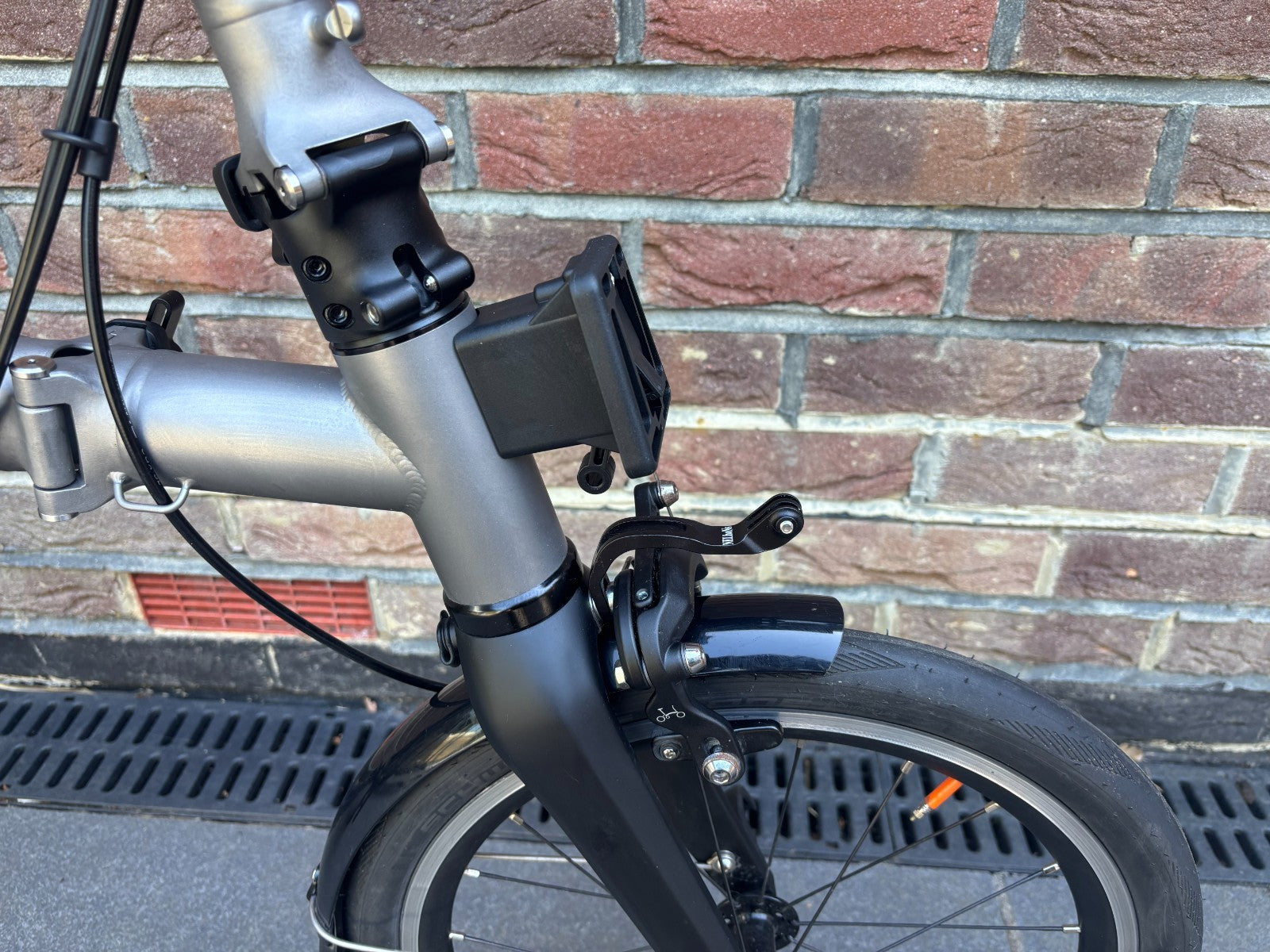 Brompton T line 4 Speed Titanium Mint Condition