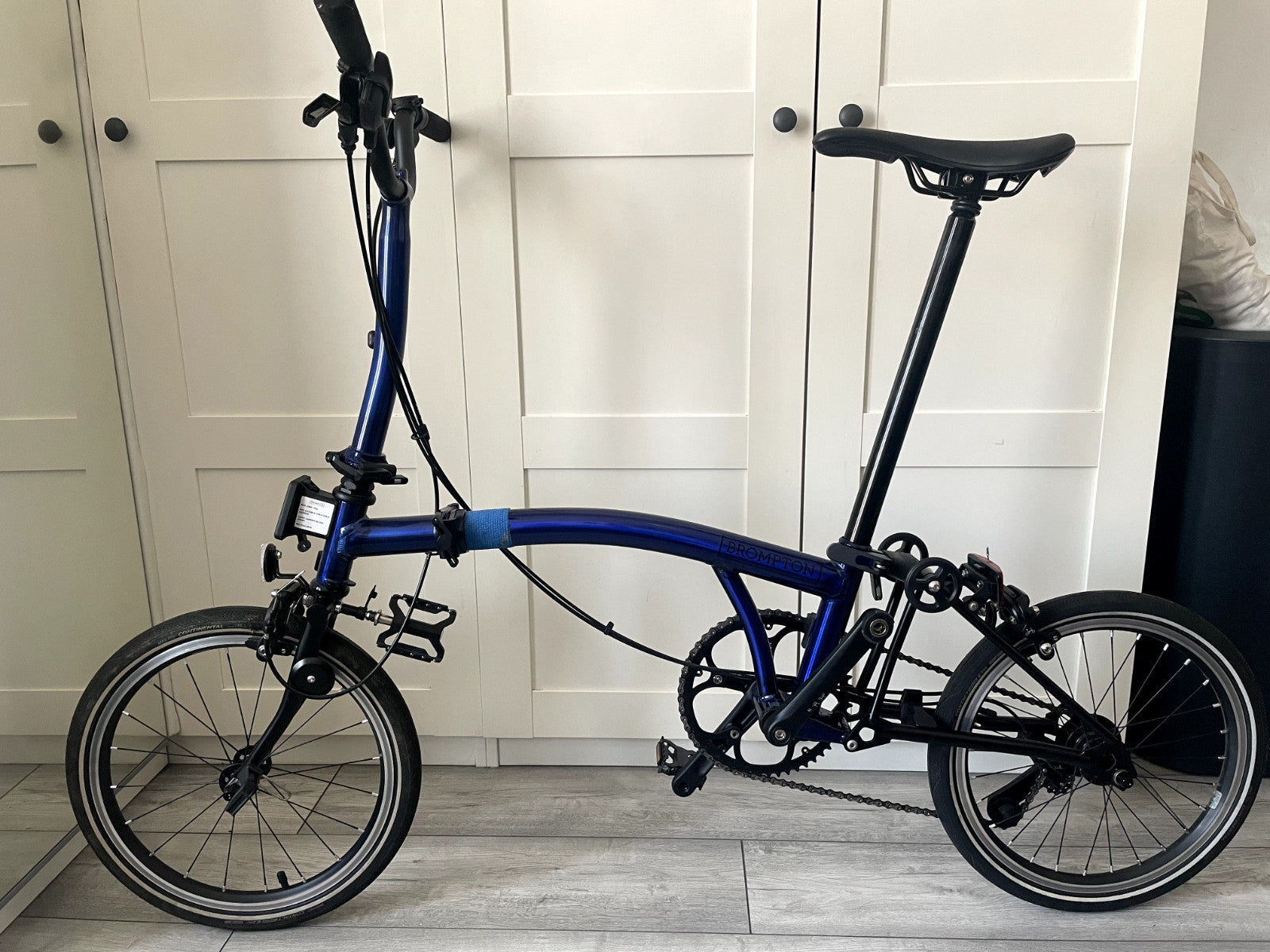 Brompton P-Line Urban - 4-Speed - Bolt Blue Lacquer
