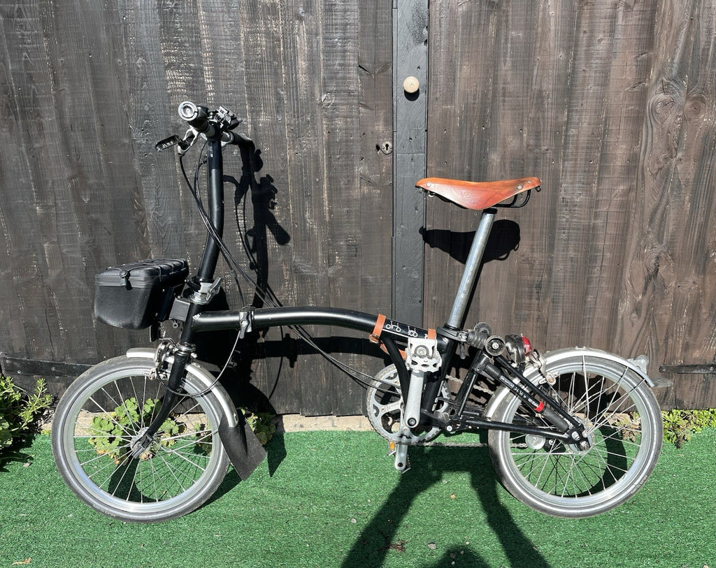 Brompton S3L Folding Bike 3-Speed, Black Including Extras.
