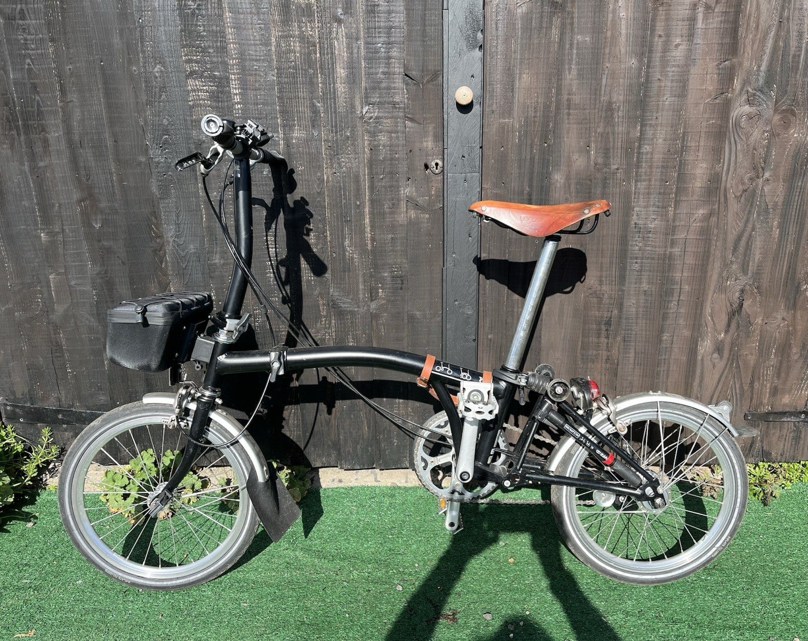 Brompton S3L Folding Bike 3-Speed, Black Including Extras.