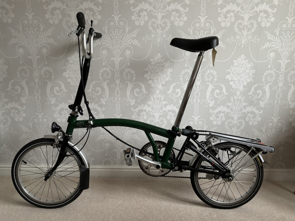 Brompton M3R folding bicycle in Racing Green / Black - New Timewarp Condition