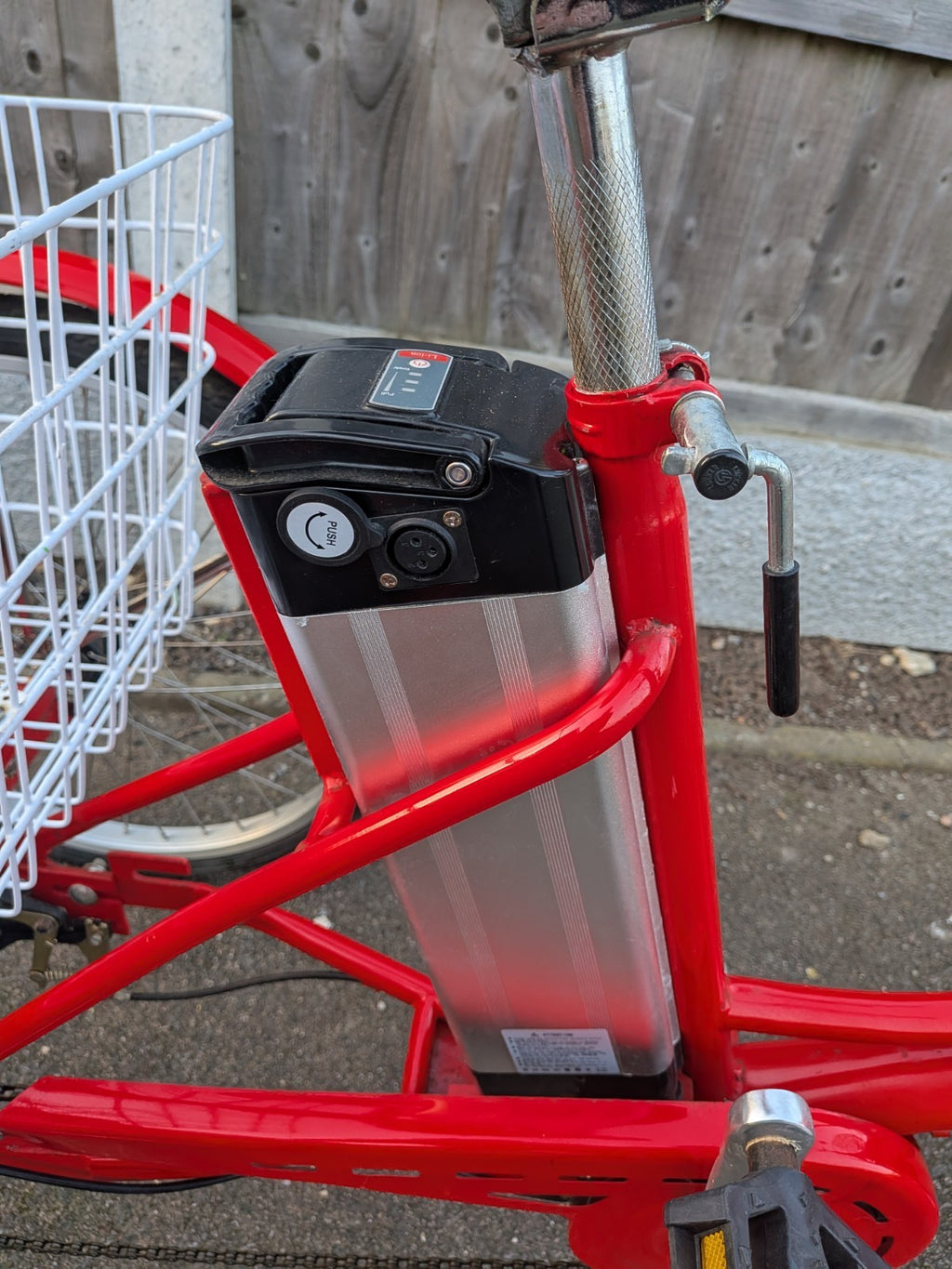 Jorvik Electric Tricycle, Barely Used, Foldable, Delivery Is Possible
