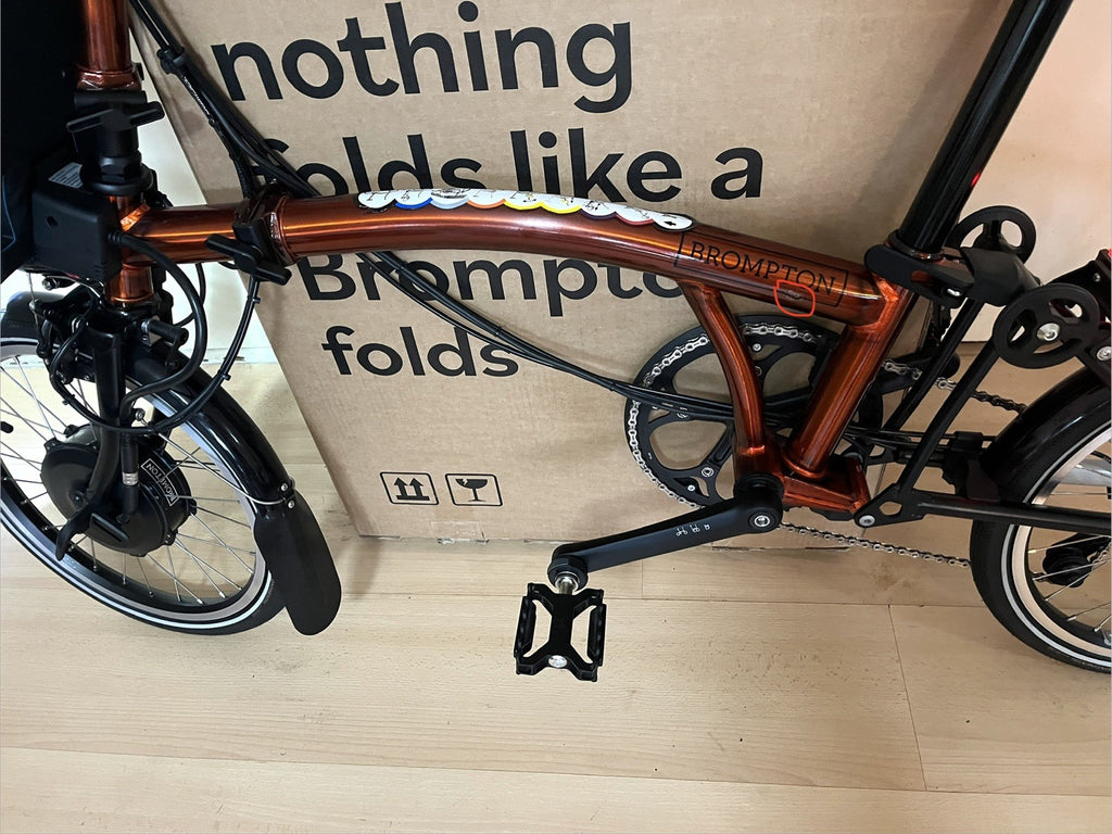 Brompton Ele ctric P Line Urban folding bike, 2024  Flame Lacquer, One size New