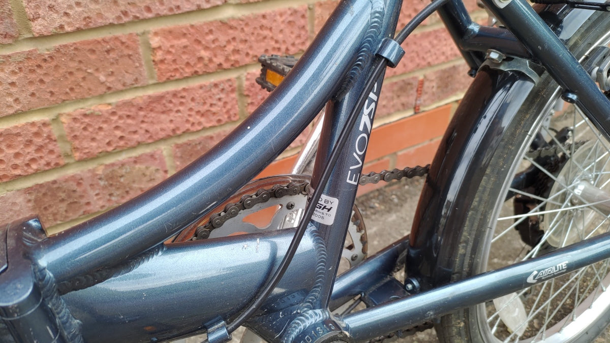 Raleigh EVO 7 SP AirLite Folding Bike Grey / Navy Bicycle 20" Wheels
