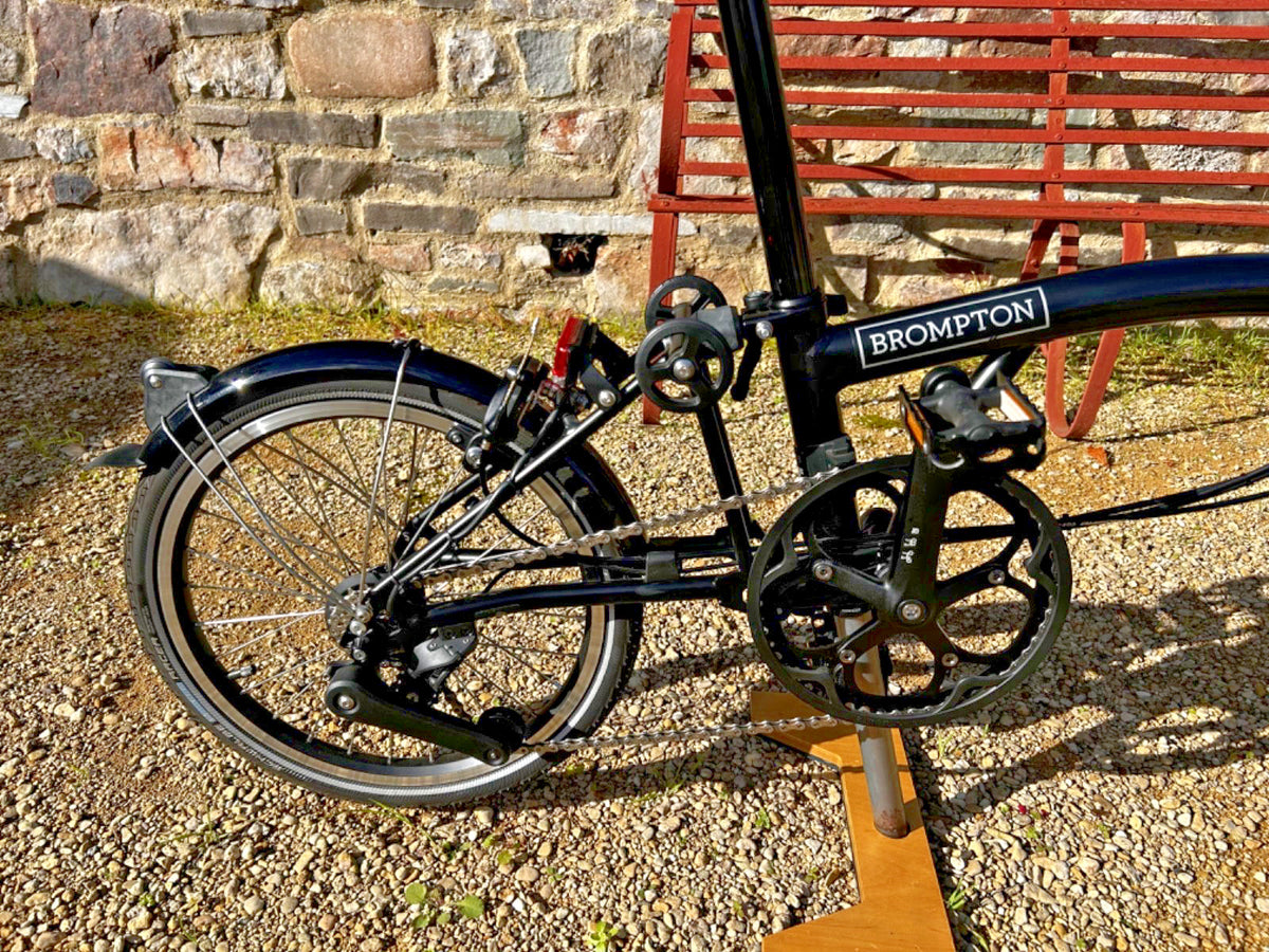 Brompton Electric C-Line folding bike H4L 4-speed black