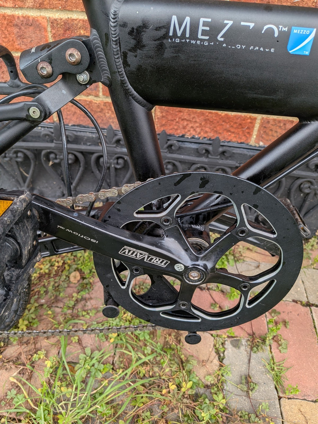 Mezzo D9 Lightweight folding Bike, Hardly Been Ridden, With Original Unused BAG
