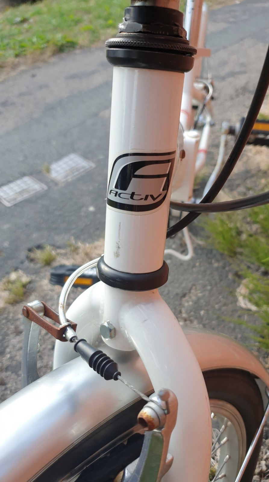 Raleigh Activ Fold‑S 20” Folding Bike – Fully Serviced, Ready to Ride – White