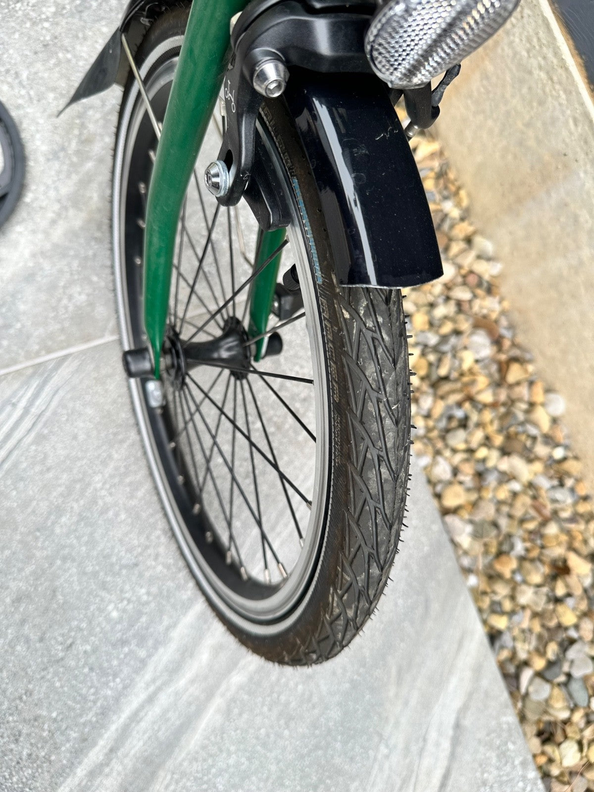 Brompton C Line Explore 2023 Racing Green  6 Speed - with storage bag