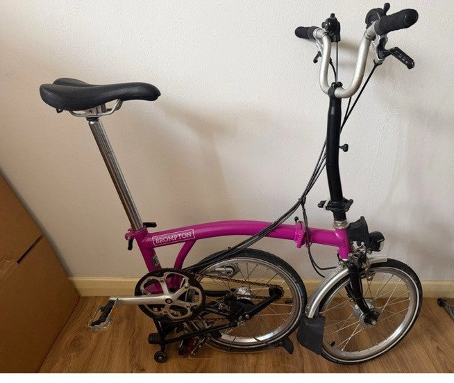 Brompton C Line H6L (6 Speed) folding bicycle - Berry (Excellent Condition)
