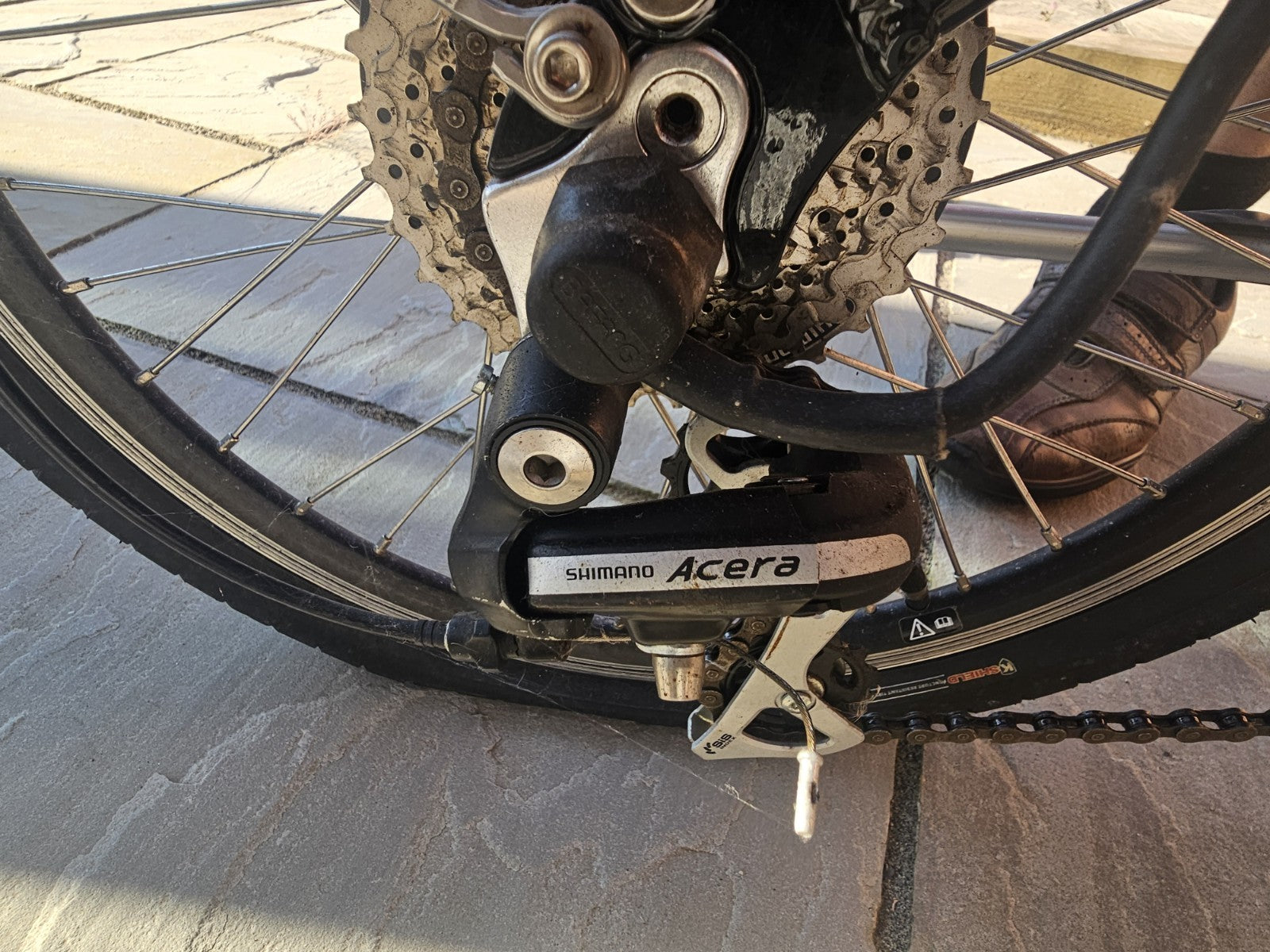 Carrera Cross City-Folding Bike 20" wheels very good condition