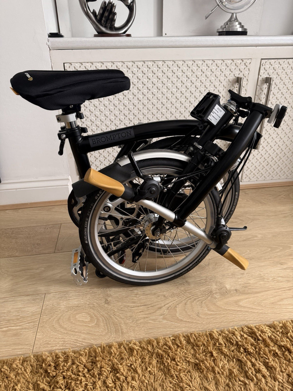 BROMPTON FOLDING BIKE- 6 Speed