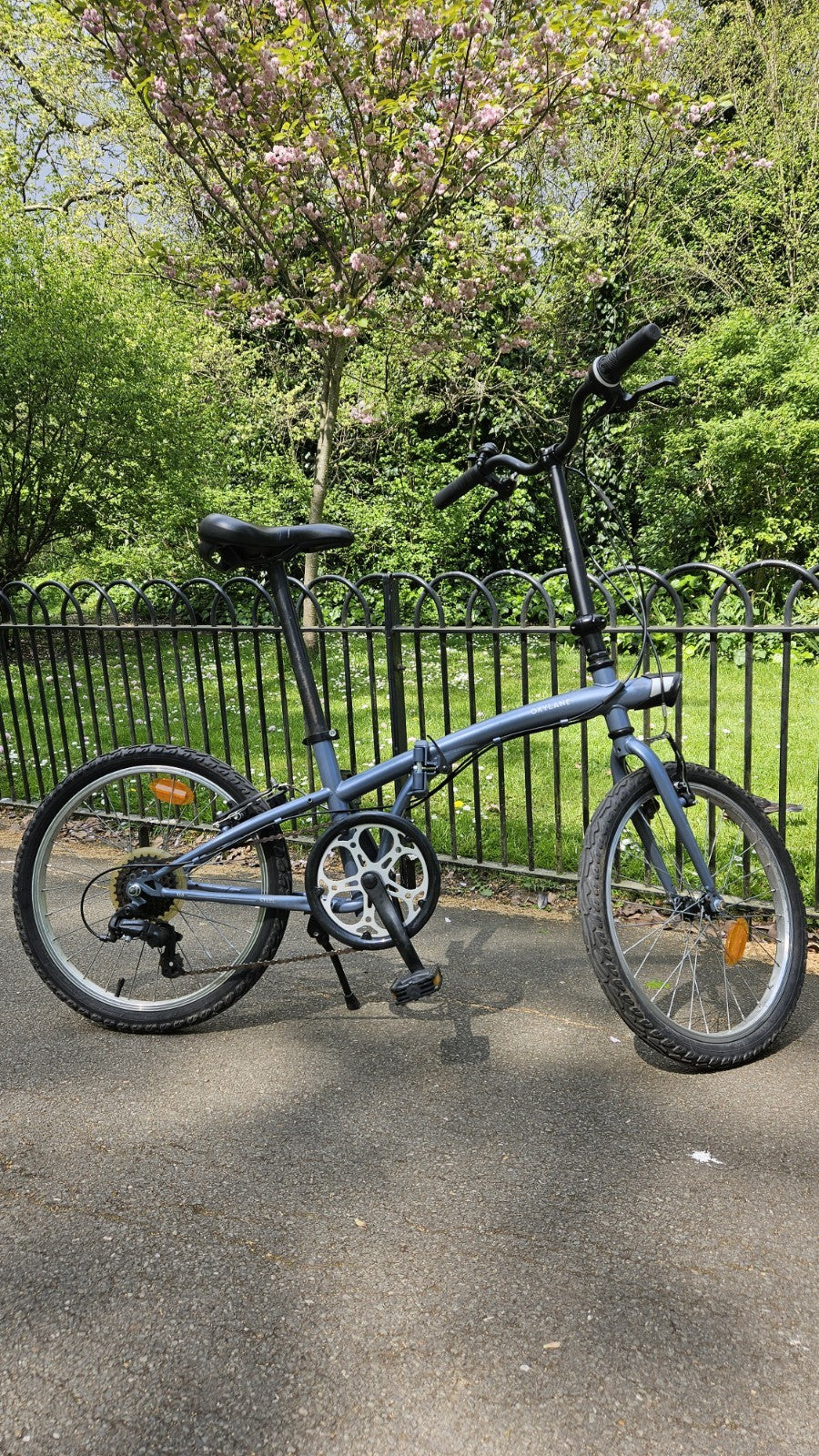 Folding Bike Grey – Decathlon BTWIN Tilt 120 – Commuting –  Summer ☀️