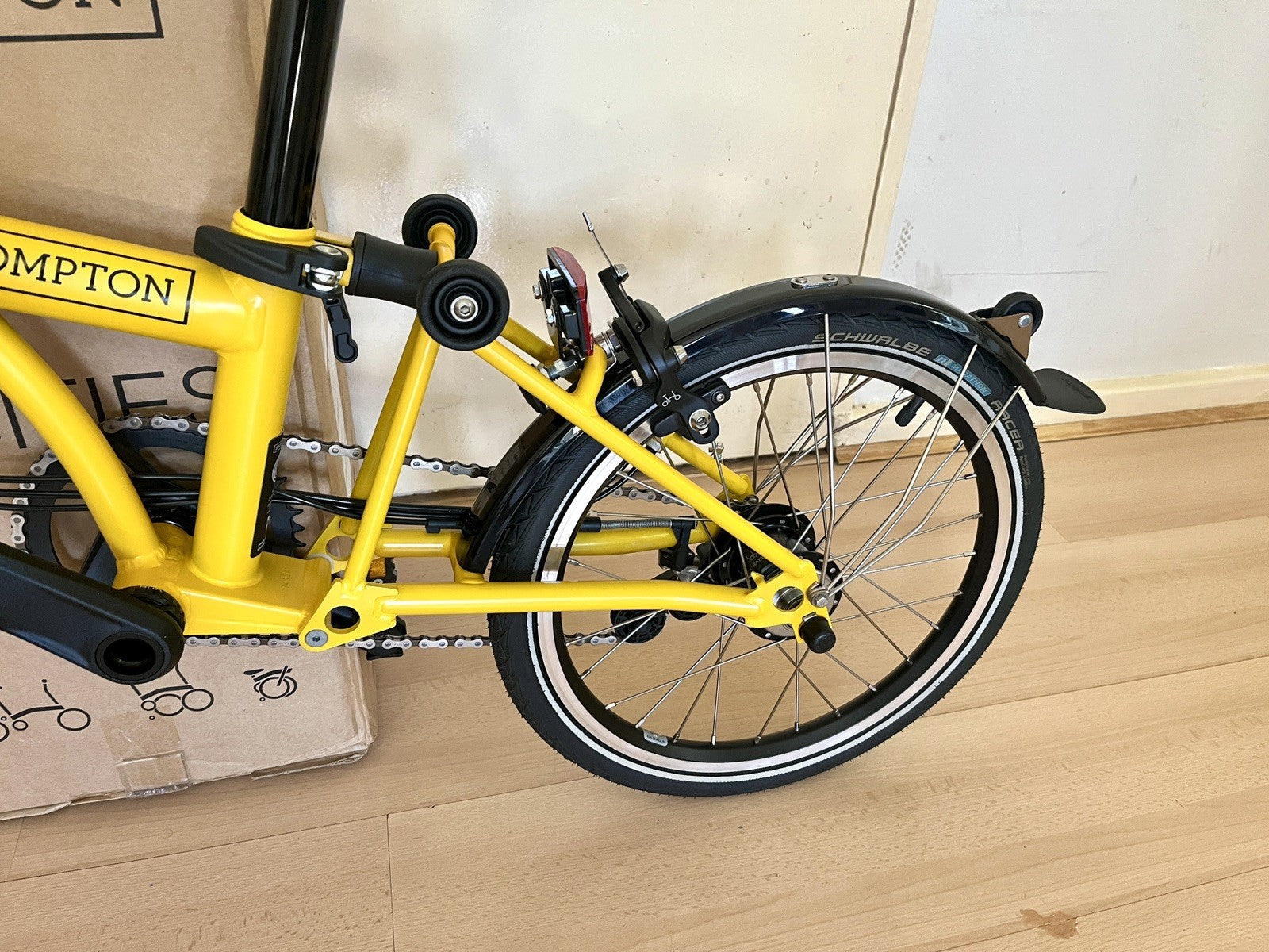 Brompton C Line Explore 6 Speed H Handlebar - Bumblebee Yellow / Black New