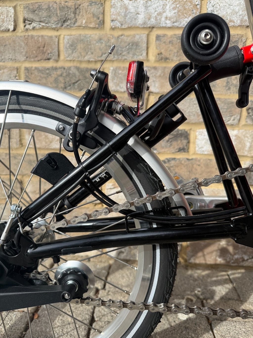 Brompton Rocket Red & Black 3 Speed Mid C Line M3L with Dynamo Lighting