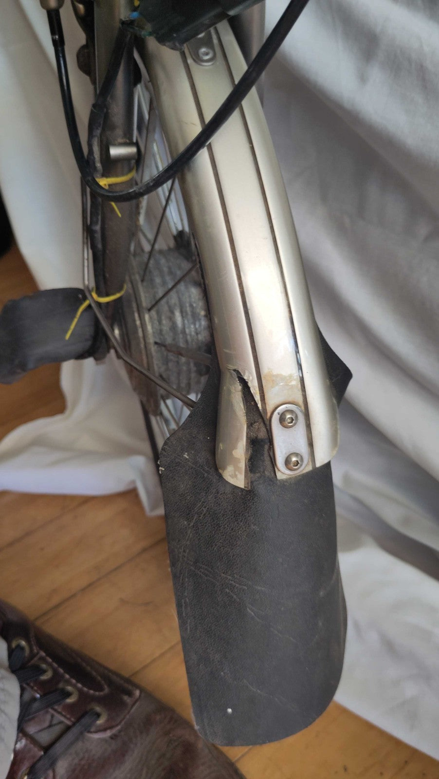 Brompton 2010 Titanium M6R Folding Bike twistgrip