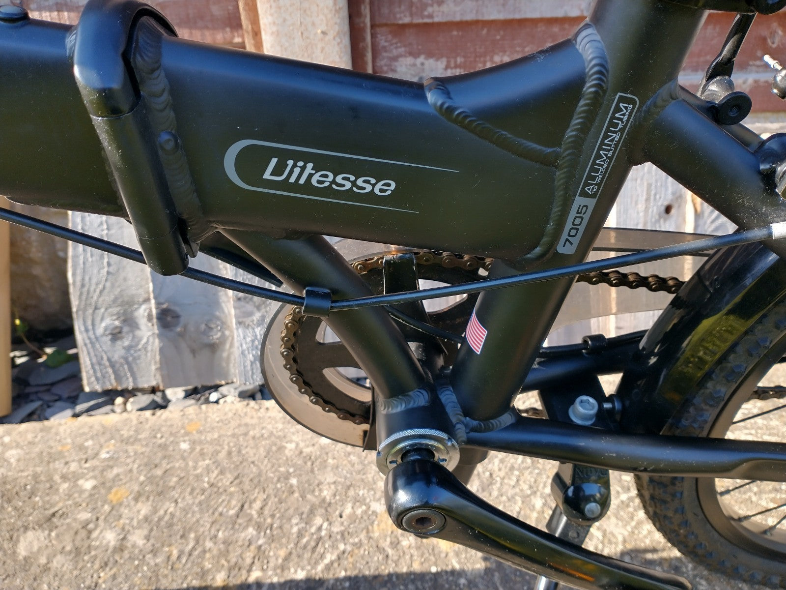 Dahon Vitesse 7005 Folding Bike 7-Speed, 20-inch, Black  USED