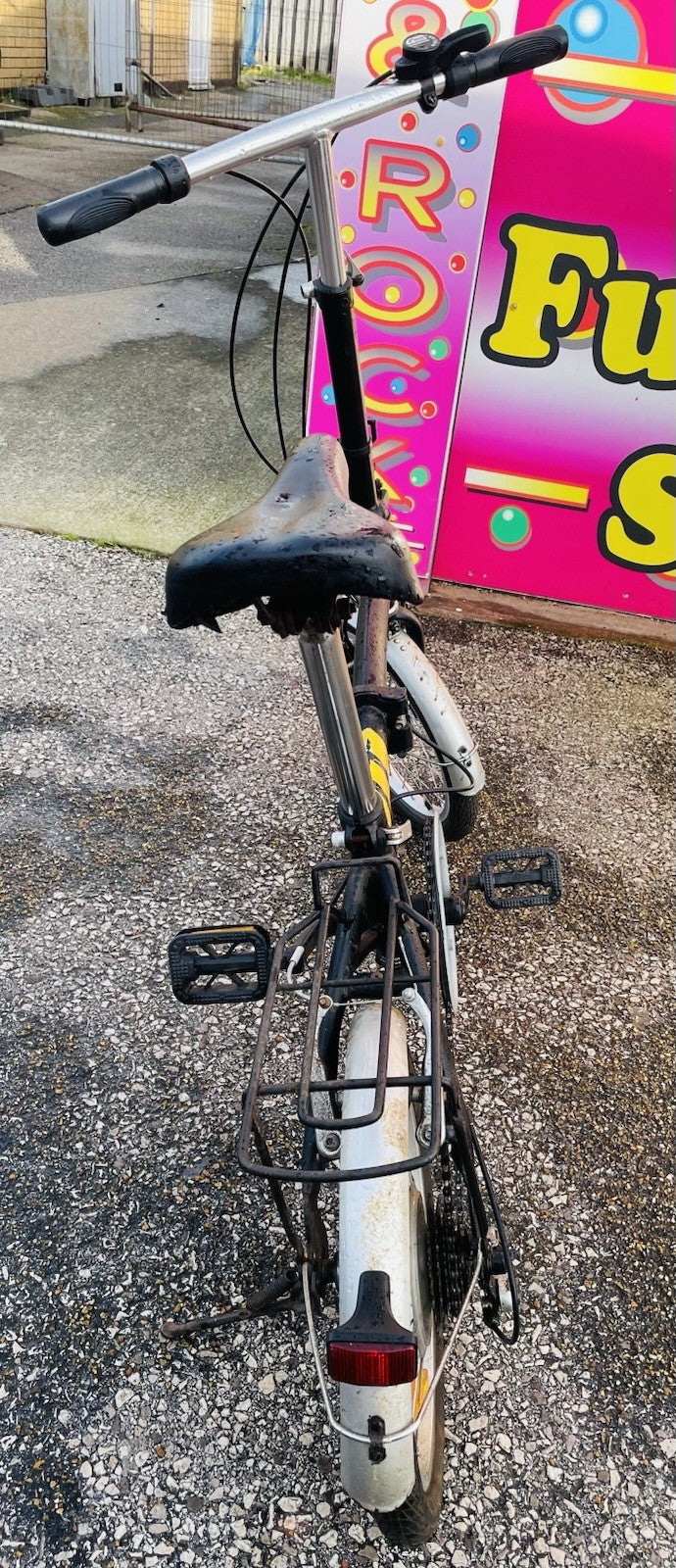 Fold-Up Unisex Bike/Bicycle In Black With Gears