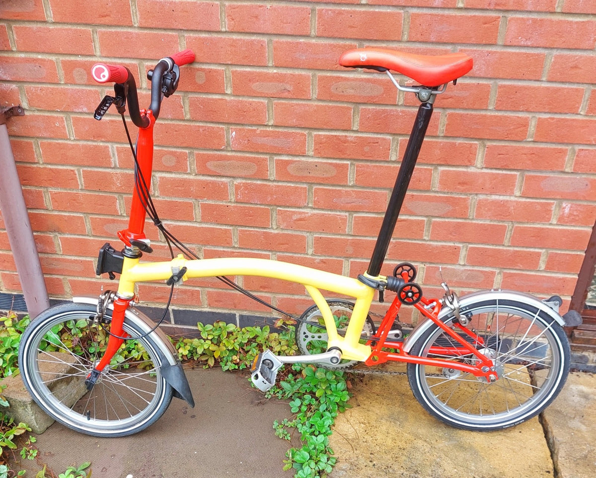 Brompton 3-Speed Red & Yellow Folding Bike + Front Travel Bag ('T-Bag')