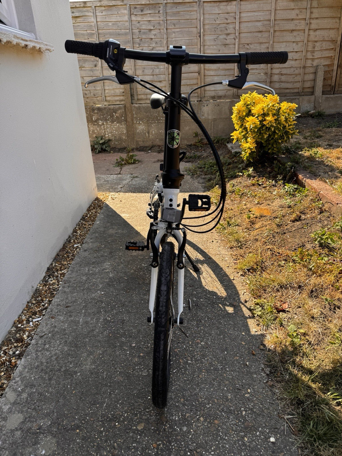 Dahon VYBE D7. Compact Folding Bike. 12kg 7 Speed 20 Wheels. Barely used.