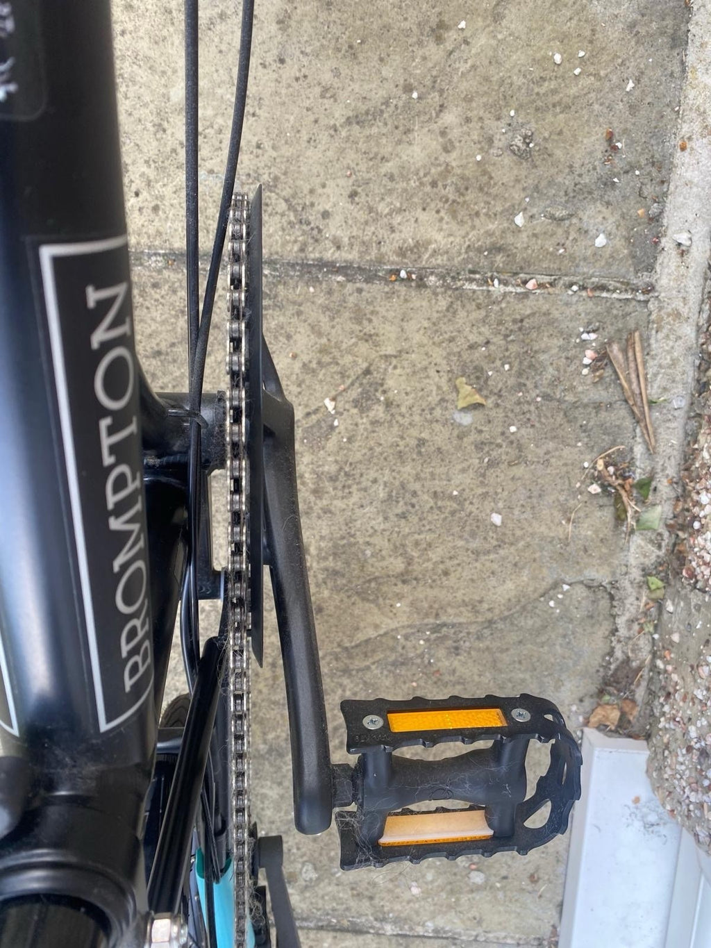 Brompton C Line 2023 Folding Bike Black 16in Mudguards Reflectors Cruiser Bar