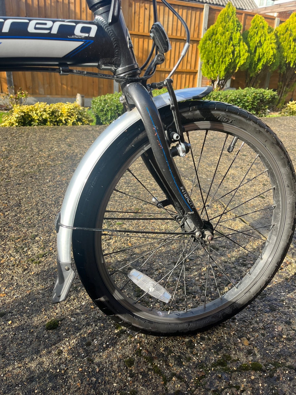 Carrera folding InterCity Bike Excellent Condition