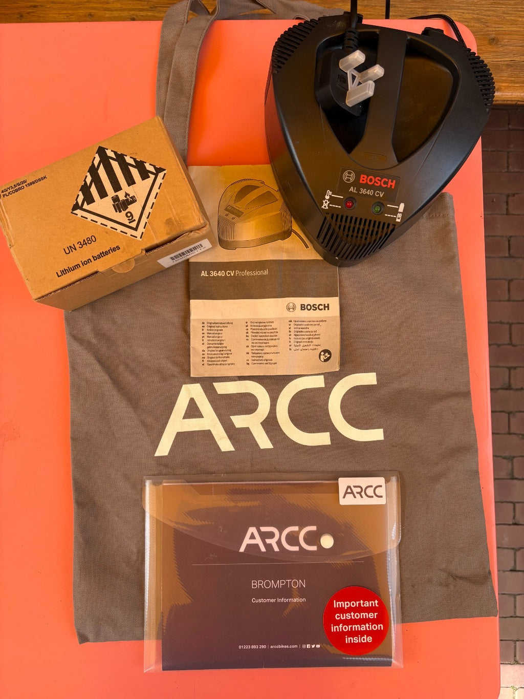 ARCC Electric Brompton Jubilee Limited Edition w/Carradice 25L City Folder Bag