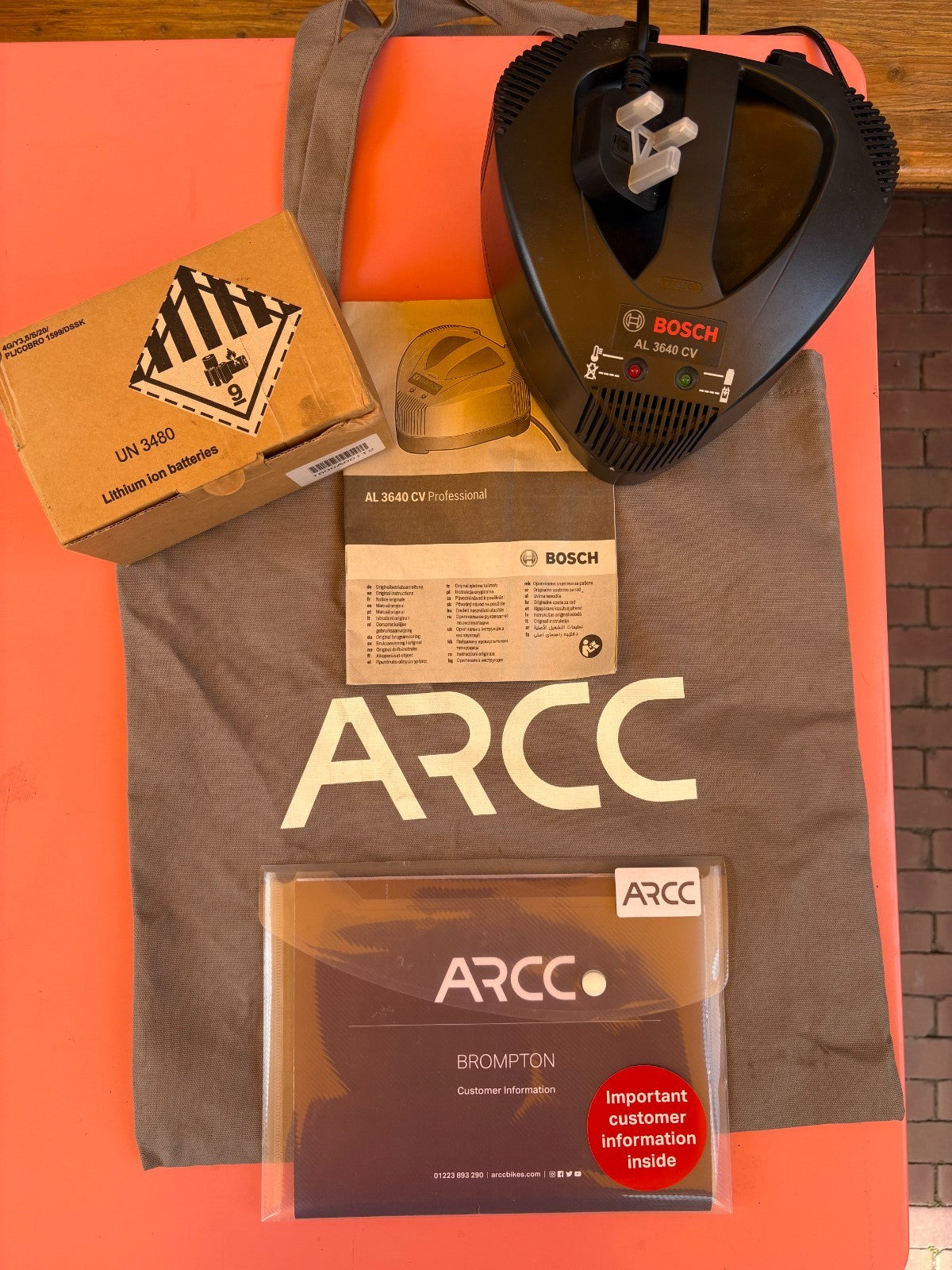 ARCC Electric Brompton Jubilee Limited Edition w/Carradice 25L City Folder Bag