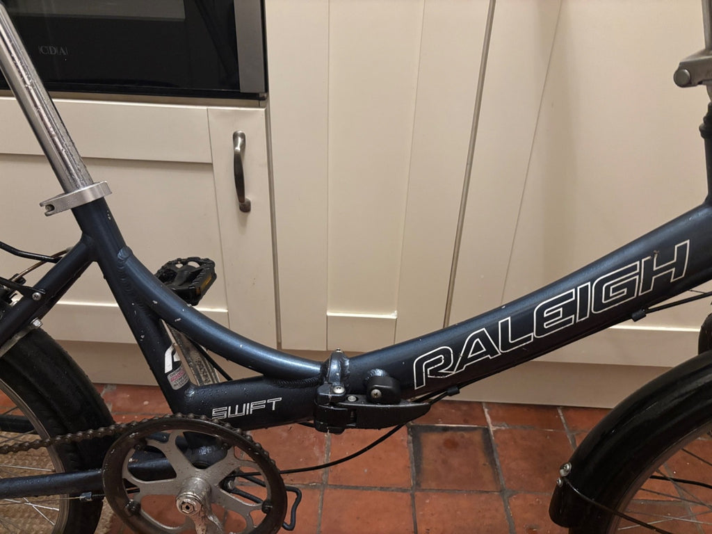 Raleigh Swift Folding Bike 6 Shimano Gears