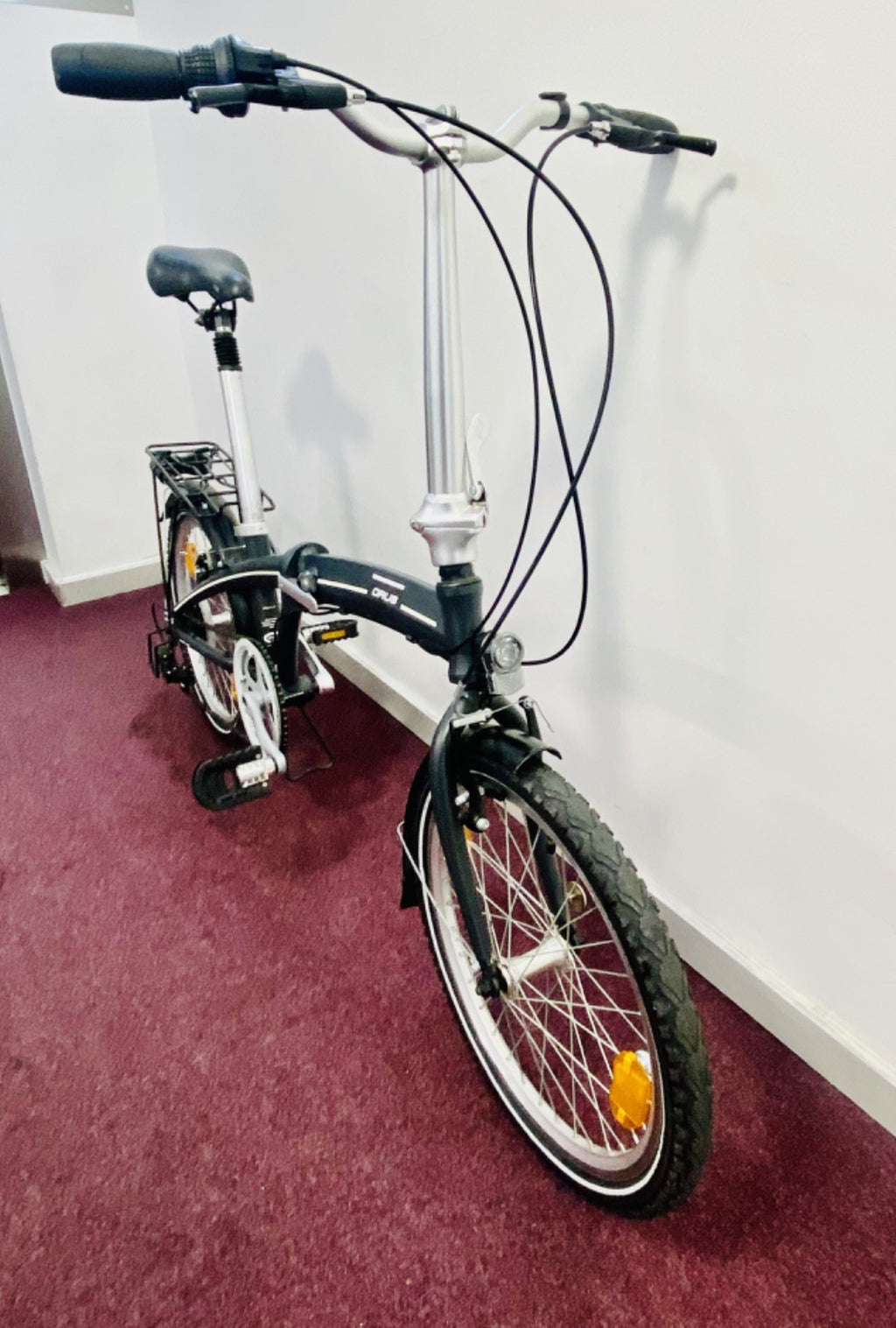 NEW Orus Folding Bike – with Rack, lights, pump, D-Lock