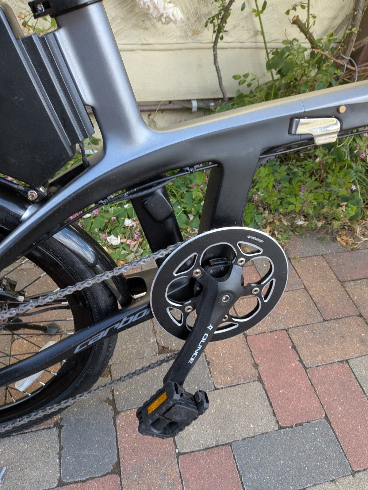 FURO 'E' Powered Folding Bike,FULL CARBON FRAME,EX-DEMO, Ridden For 9 Miles.L@@K