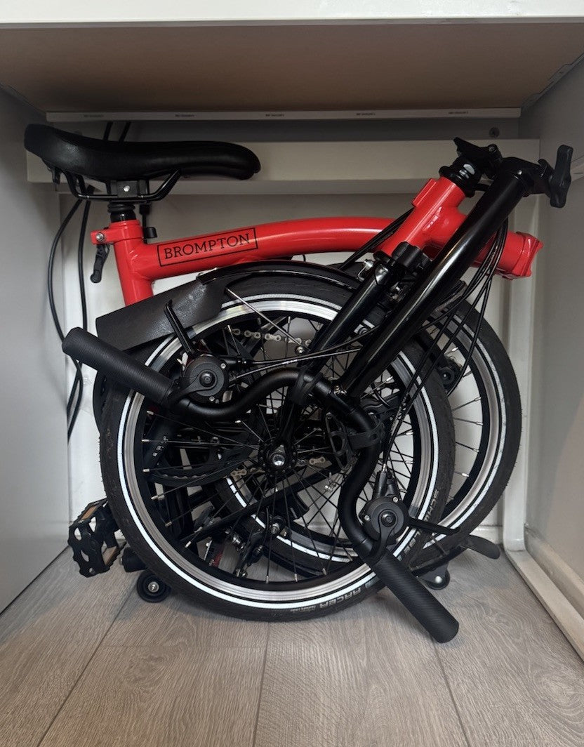 Brompton M6L Black Edition 2020 Folding Bike 6 Speed Red/Black