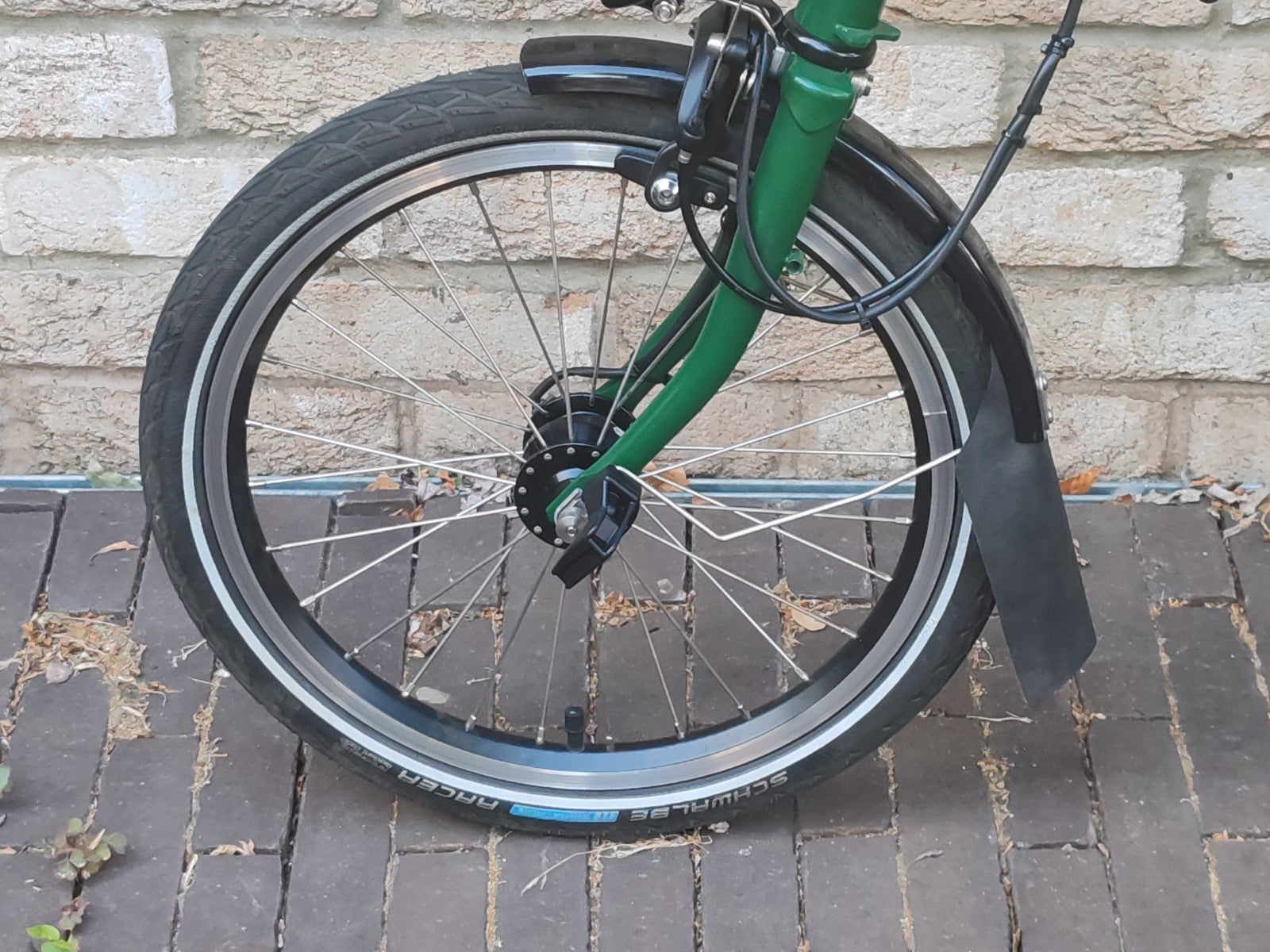 2025 Brompton C Line Explore 6 Speed Black Edition Racing Green Dynamo