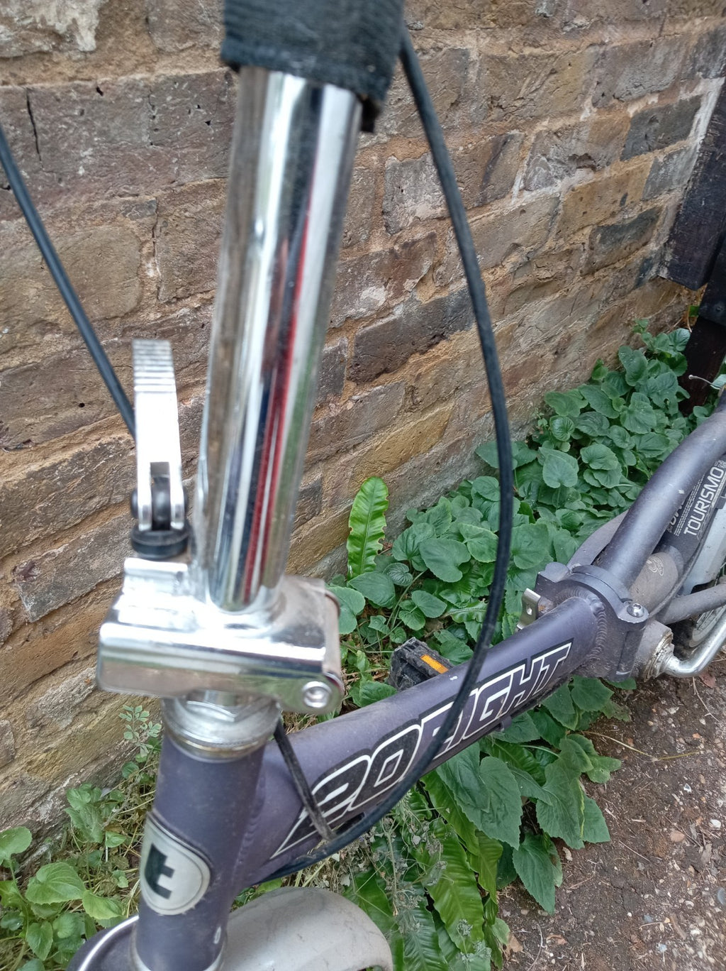 One Fold Up Bicycle Not Working for Spares Or Repair