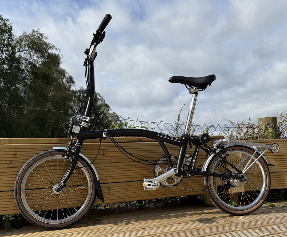 Brompton Folding Bike 6-Speed Black Excellent Used Condition
