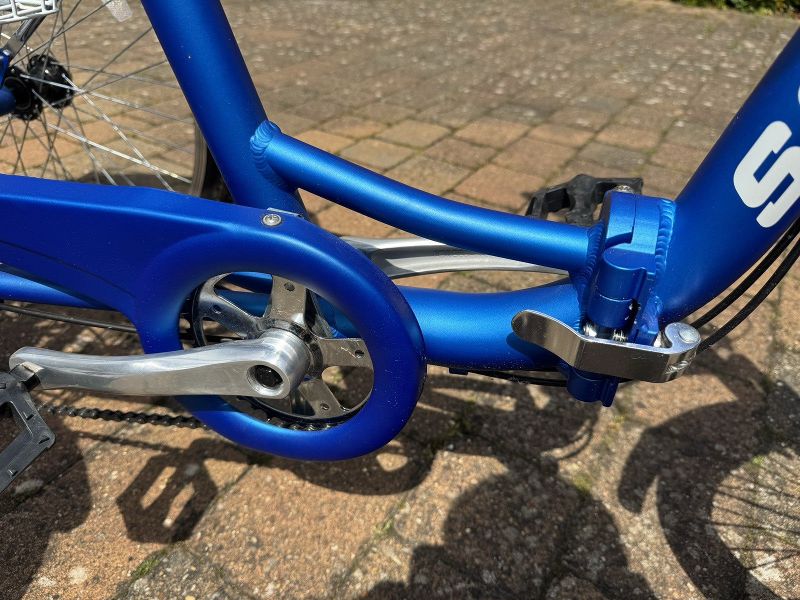 Scout Adult Folding Tricycle 24" Wheels 6 Speed Shimano Gears Disc Brakes