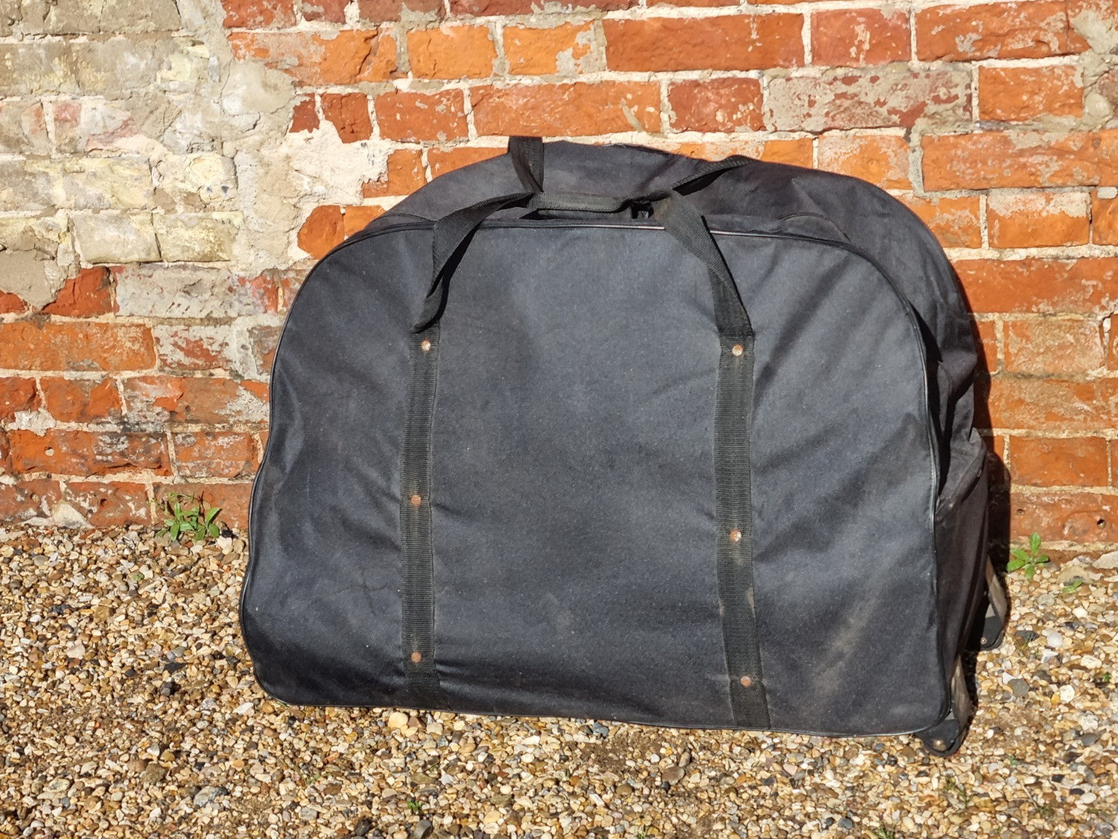 Seasure DFB2 folding bike with carry case.  Bought from Seamark Nunn for £304.90