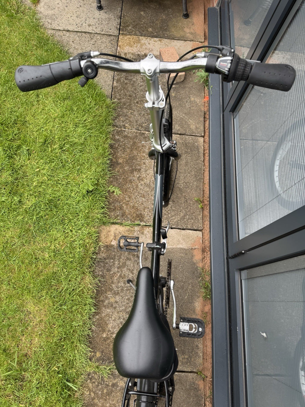 Raleigh Stowaway 20 Inch Folding Bike Black Grey