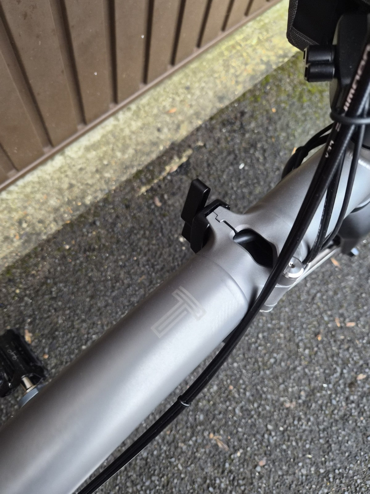 Brompton Folding T Line Electric E Motiq 4 Speed Blasted Titanium mid handlebars