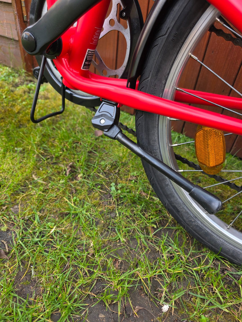Btwin pre-owned folding bike, red, in very good conditions + bonus (sturdy bag)