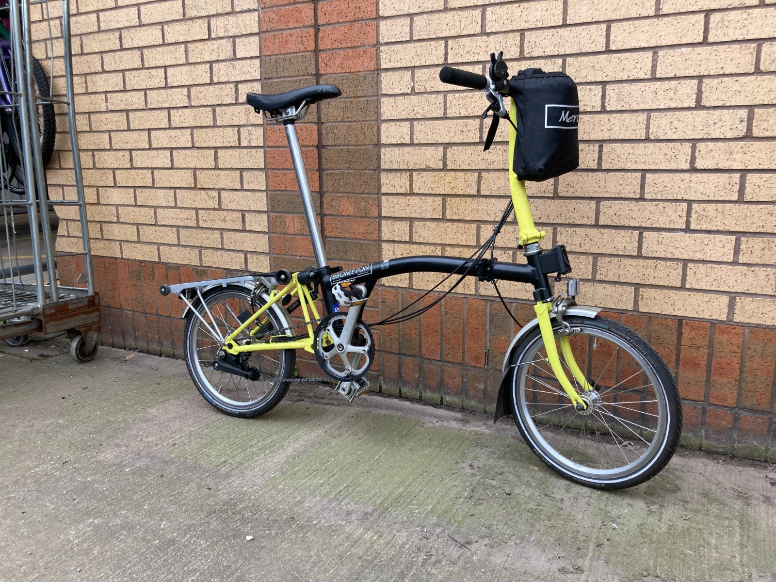 Brompton C Line 6 Speed Folding Bike Low Handlebar S6R - Black/Yellow