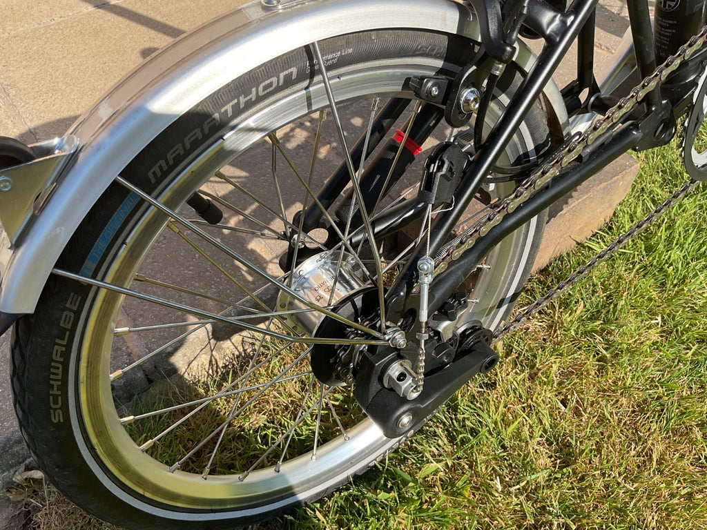 2021 Brompton M6L (C Line) Immaculate Condition. 6 Speed. Front carrier Bag